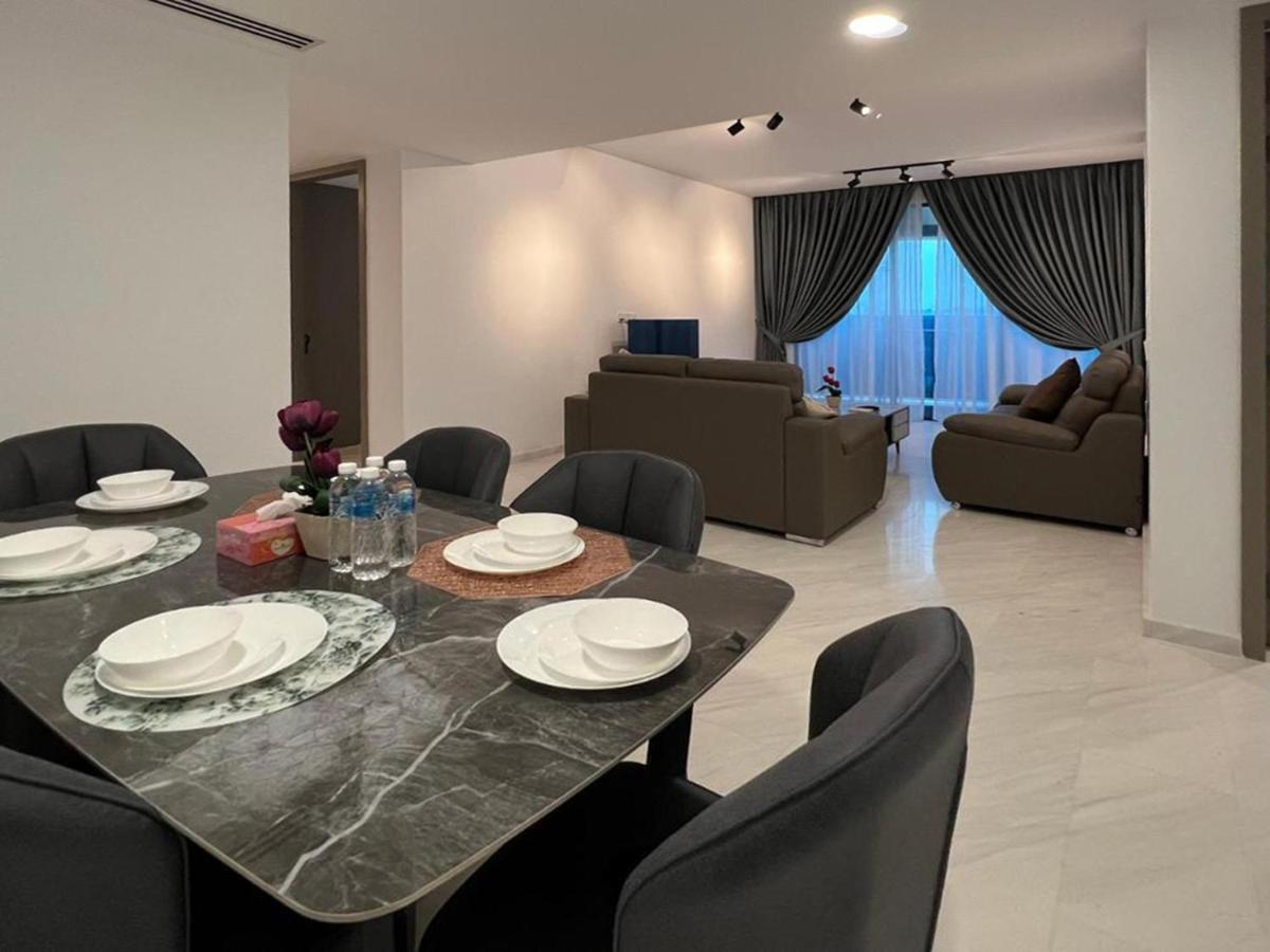 Astra @ Eaton Residences Kl Куала-Лумпур Екстер'єр фото