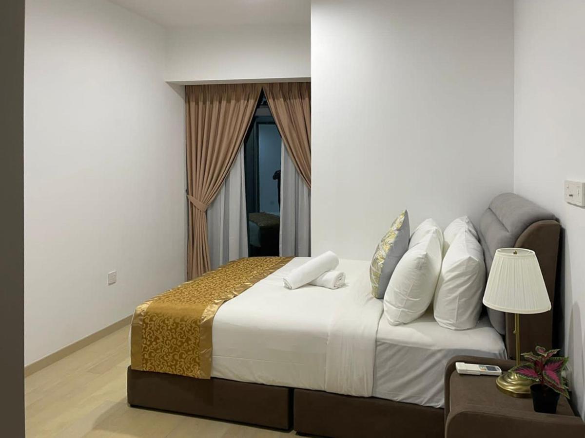 Astra @ Eaton Residences Kl Куала-Лумпур Екстер'єр фото