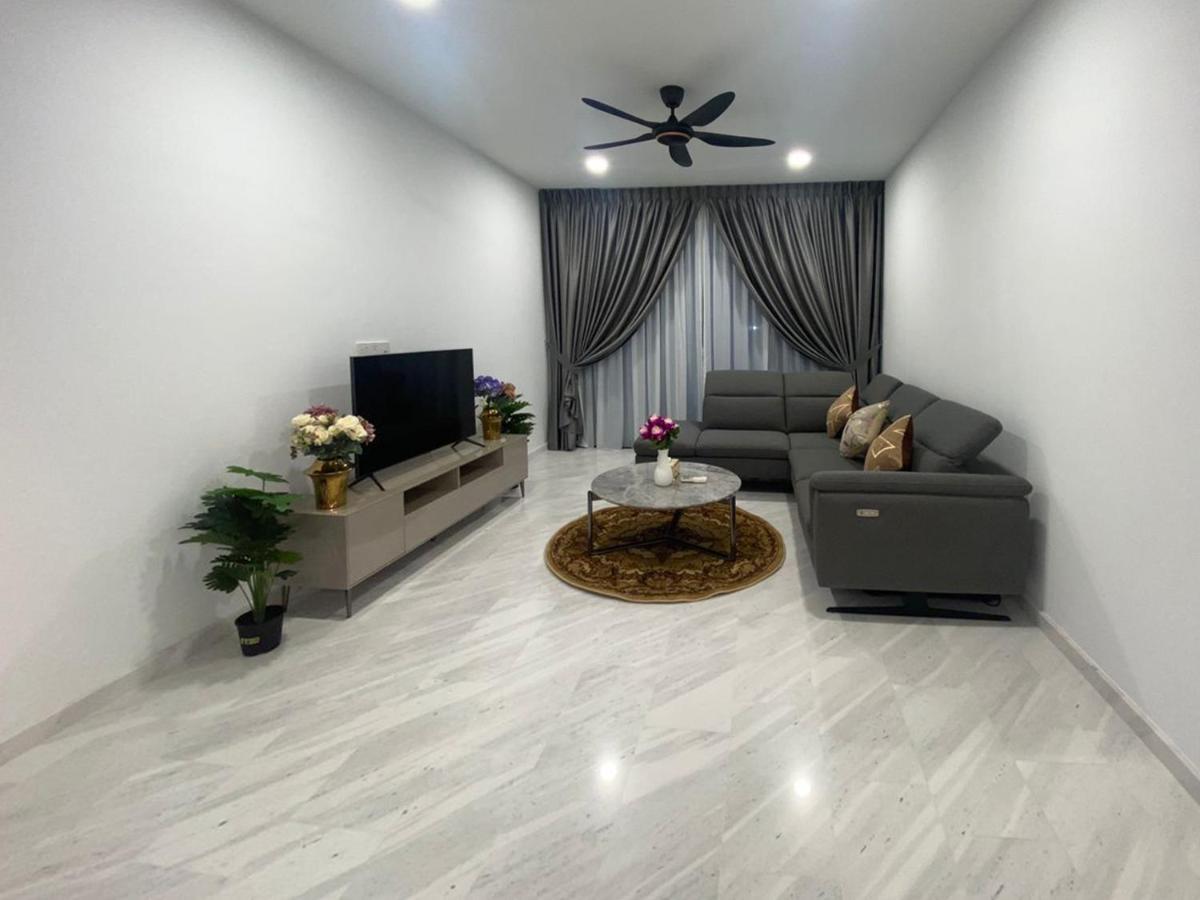 Astra @ Eaton Residences Kl Куала-Лумпур Екстер'єр фото