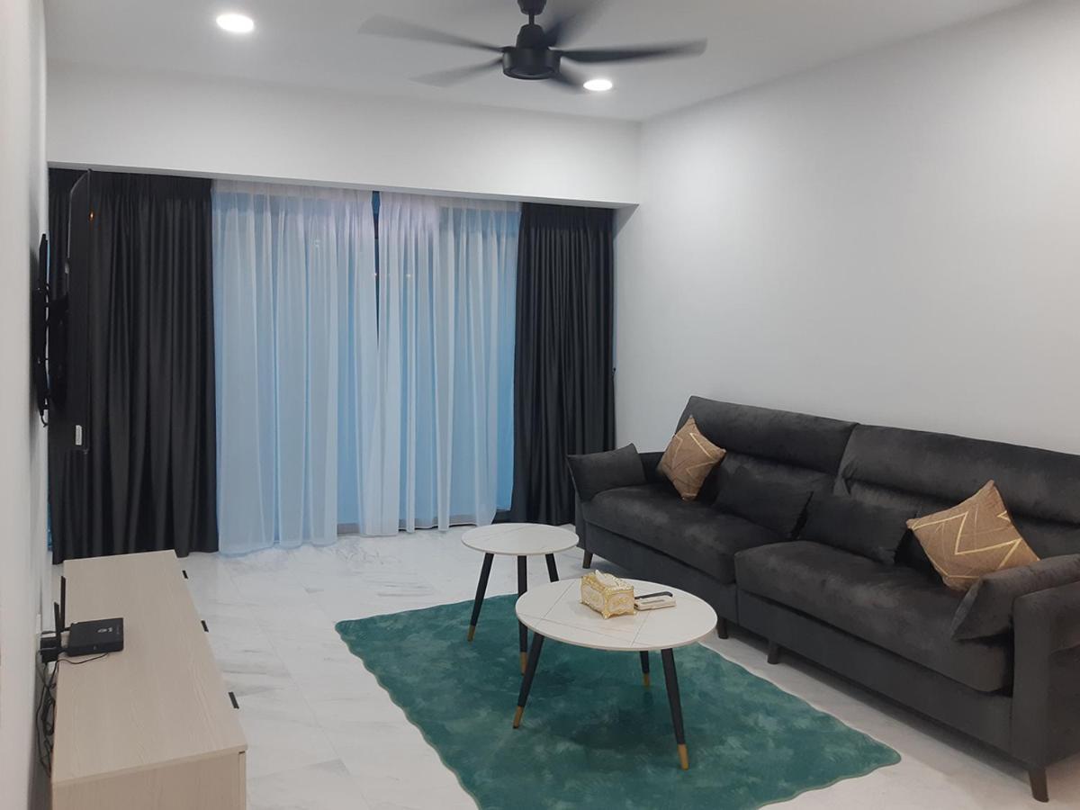 Astra @ Eaton Residences Kl Куала-Лумпур Екстер'єр фото