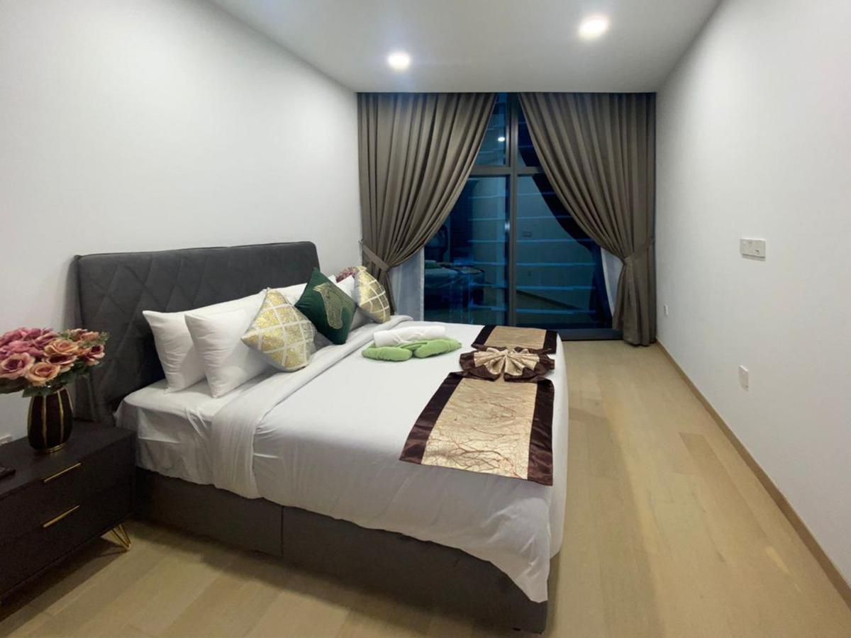 Astra @ Eaton Residences Kl Куала-Лумпур Екстер'єр фото